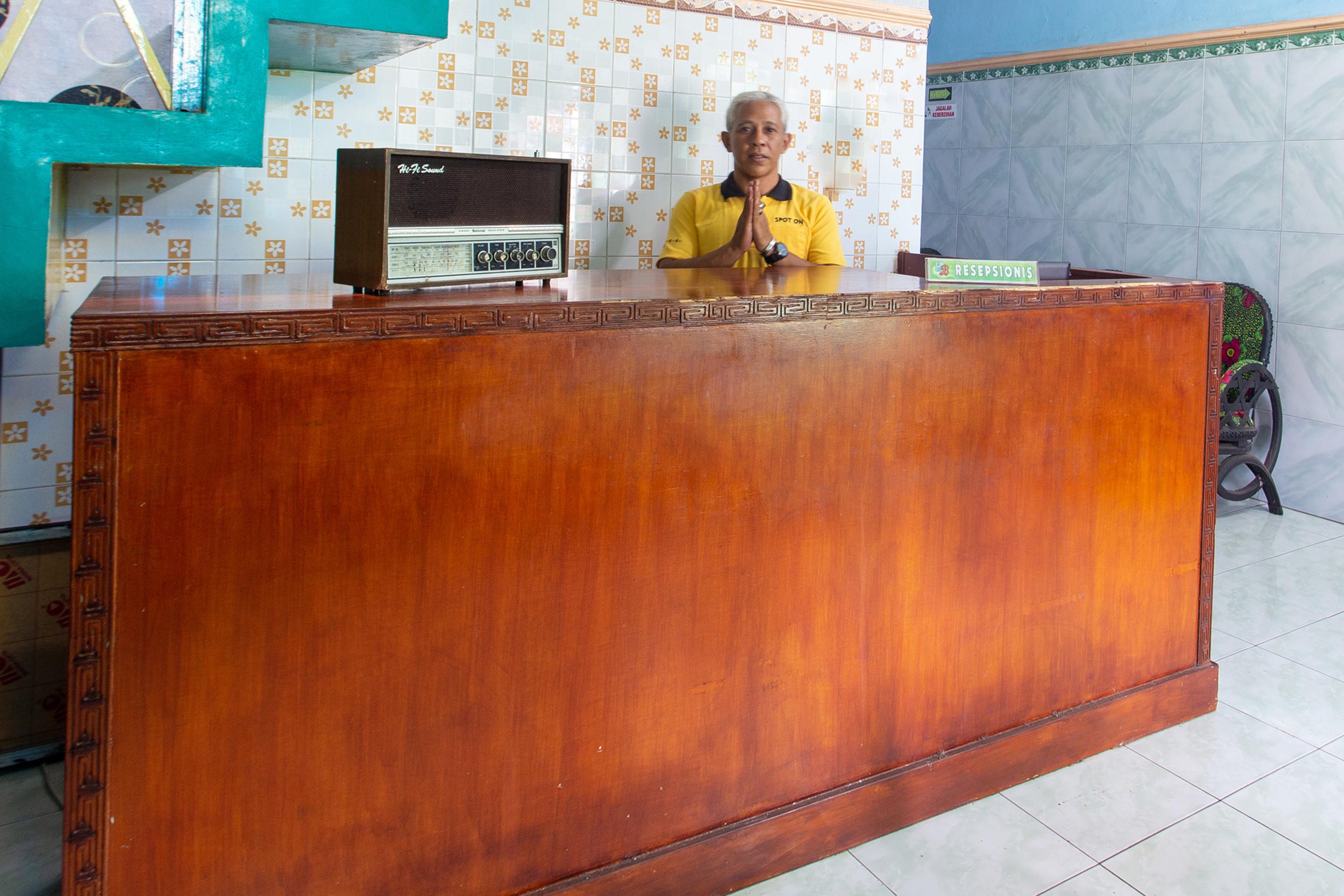 Spot On 2871 Hotel Budi Purwokerto Exteriér fotografie