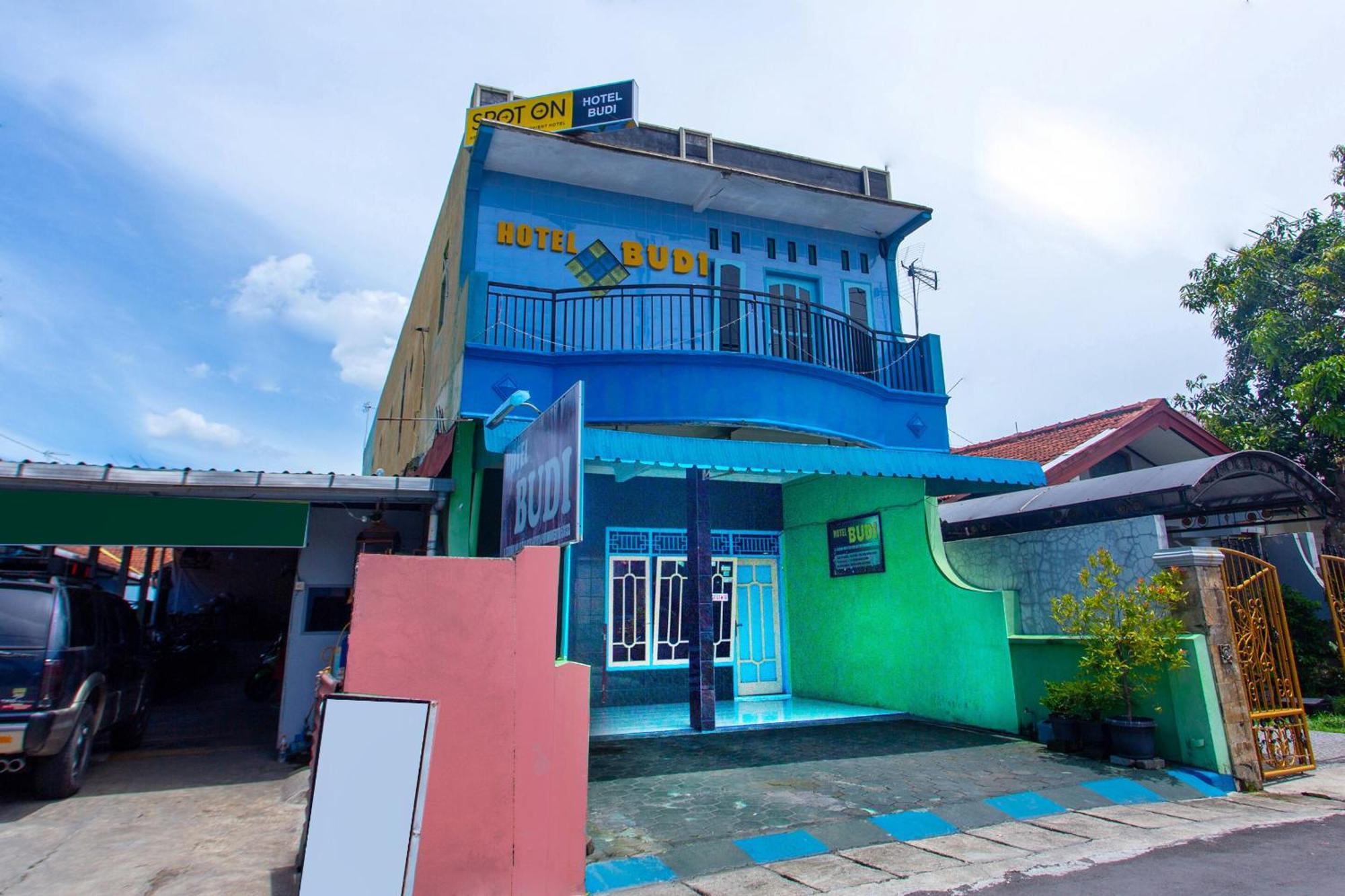 Spot On 2871 Hotel Budi Purwokerto Exteriér fotografie