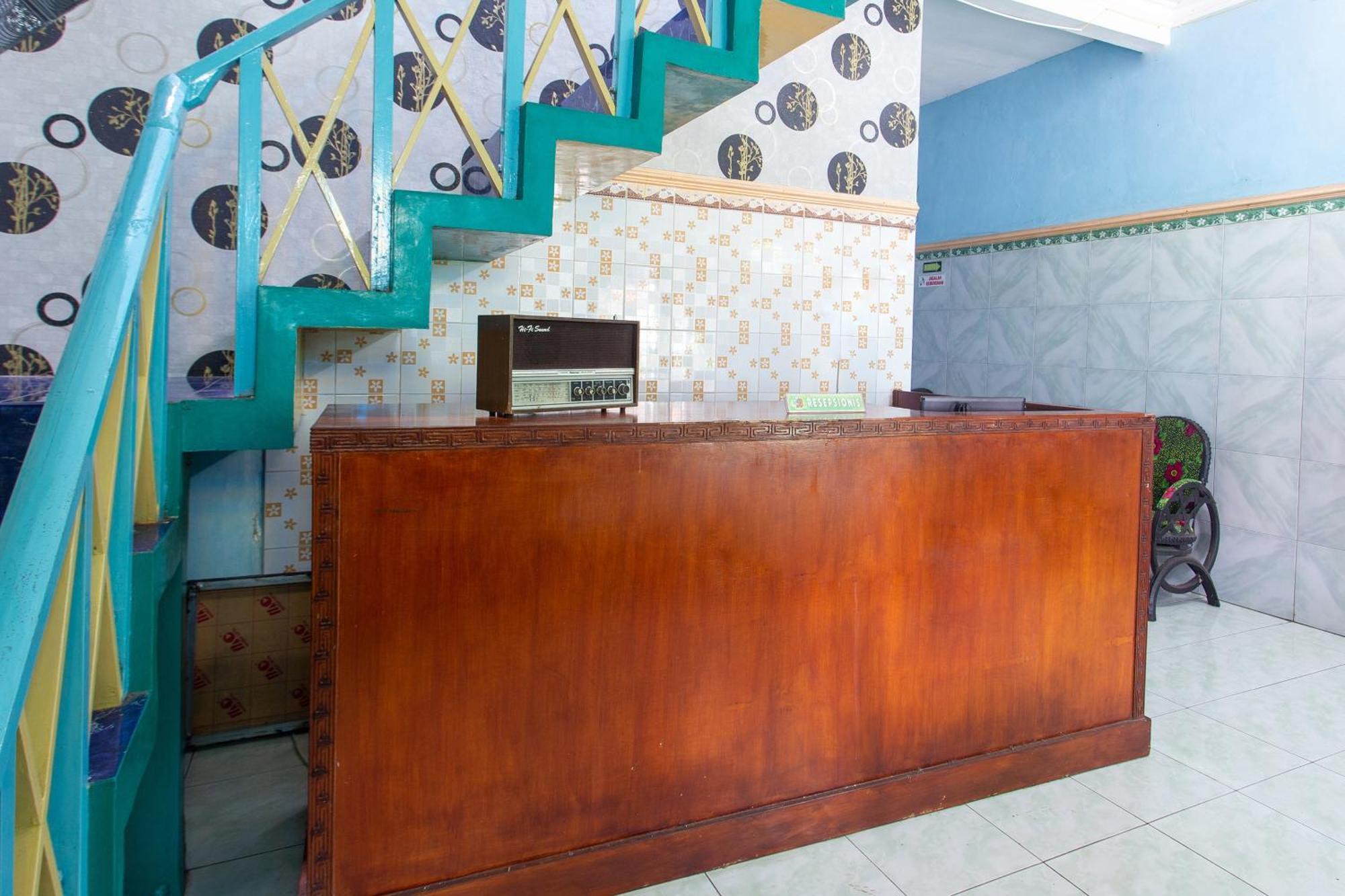 Spot On 2871 Hotel Budi Purwokerto Exteriér fotografie