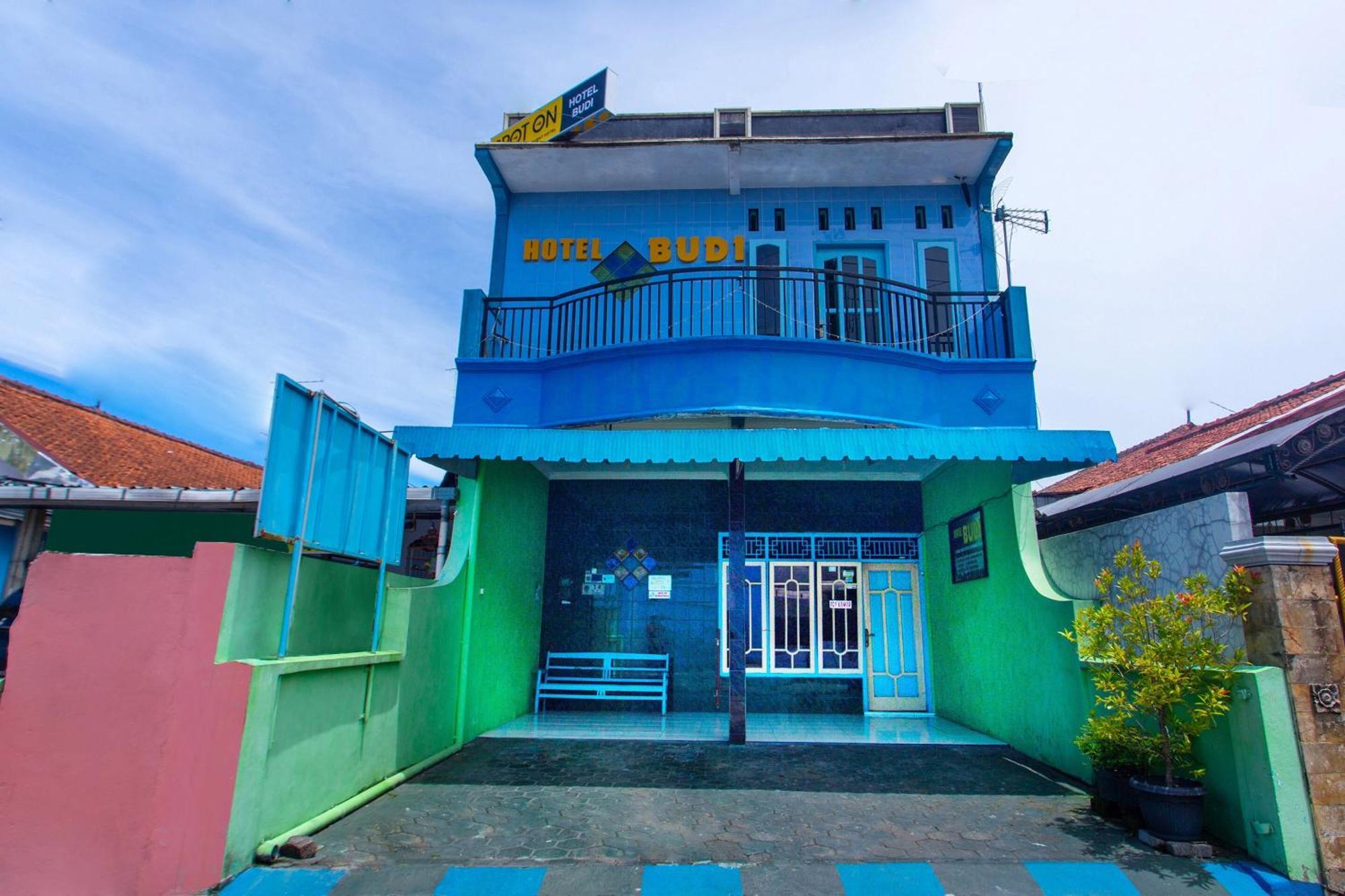 Spot On 2871 Hotel Budi Purwokerto Exteriér fotografie